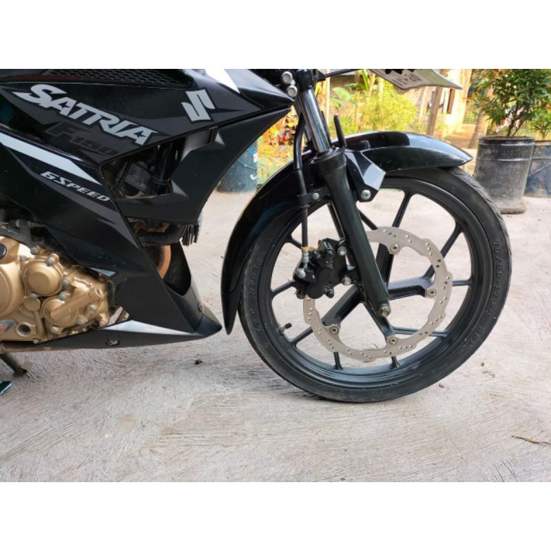 Asesoris motor satria fu / Injeksi Custom Sambungan Spakbor depan Penahan lumpur