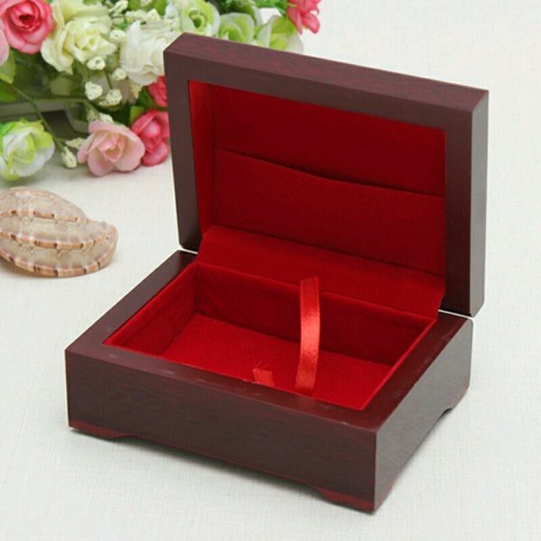 READY STOK--         Kartu Remi Emas Golden Poker Playing Card With Exclusive Wooden Box - Plus