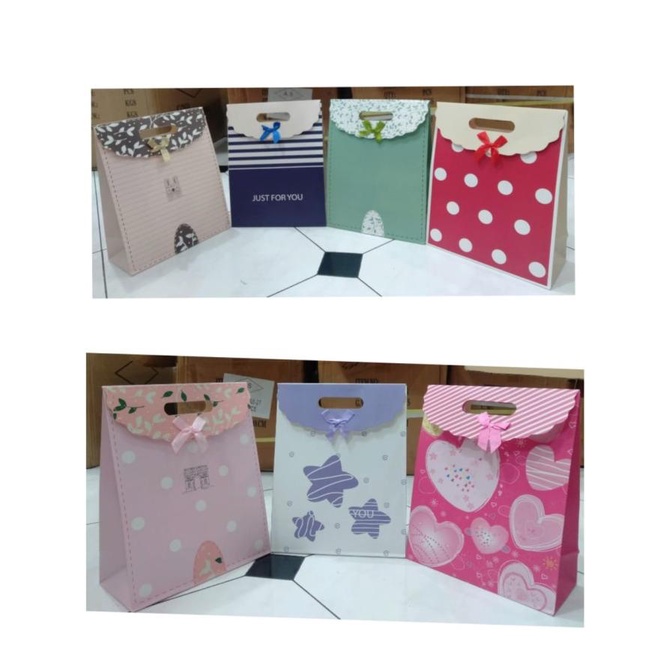 

Premium Product!!! Paperbag Tutup M Motif Fancy - Tas Kertas Goodie Bag Shopping Souvenir - Paling Diminati