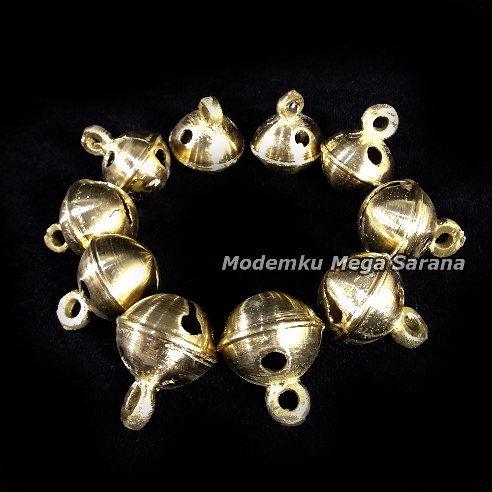 Gowok Kuningan Bel Klinting Kerincing - Kalung Kucing D3 Diameter 3 cm