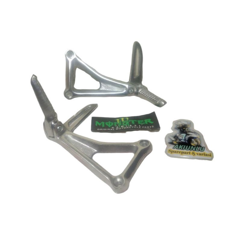 DUDUKAN STEP BELAKANG SET HONDA CB100/GL-PRO/MEGAPRO/TIGER LAMA