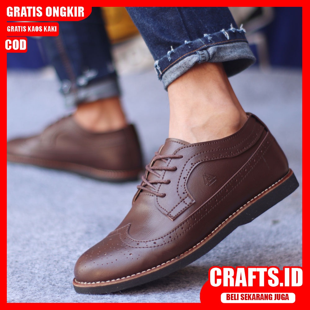 CRAFTS X SAGA Sepatu Formal Casual Kulit Syntetic Sepatu Casual Pantofel Kerja Kantor Kondangan Cowok Pria