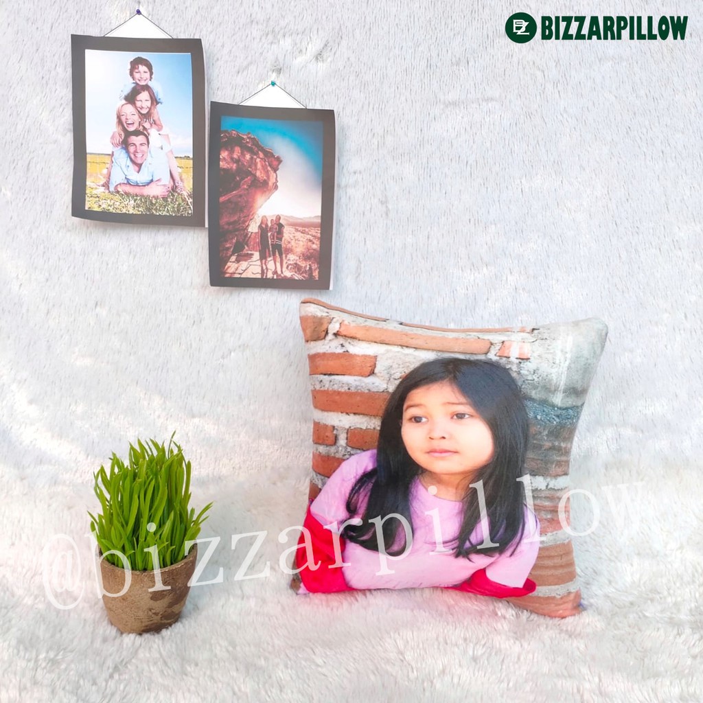 Bizzarpillow Bantal Foto Custom Fullprint 30x30 cm 1HARI JADI BZ060