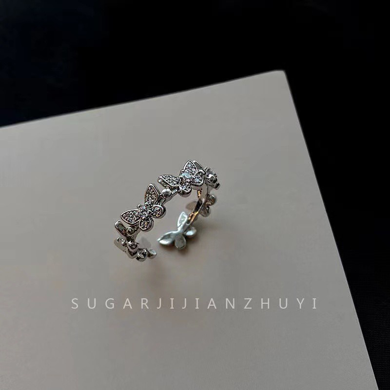 Cincin Model Terbuka Desain Kupu-Kupu Hias Kristal Gaya Elegan Untuk Wanita