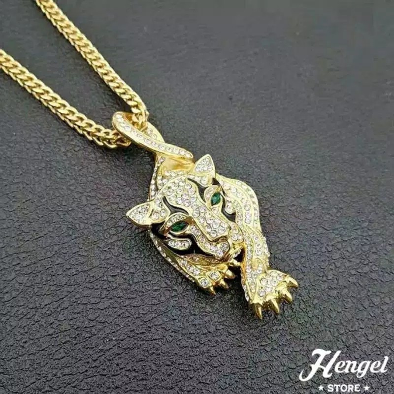 Emerald Tiger Pendant Necklace