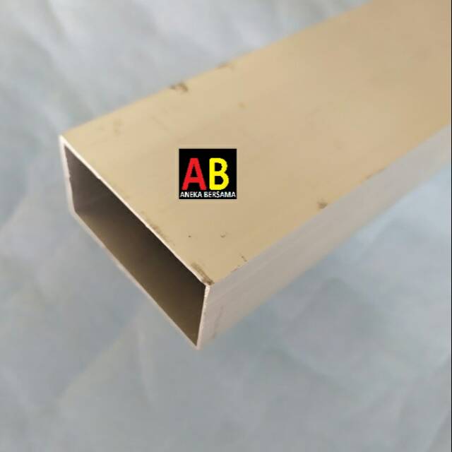 Hollow  Aluminium  25mm x 50mm Tebal 0 9mm Silver 119 5cm   Hollow  Aluminium  25mm x 50mm Tebal 0 9mm Silver 119 5cm