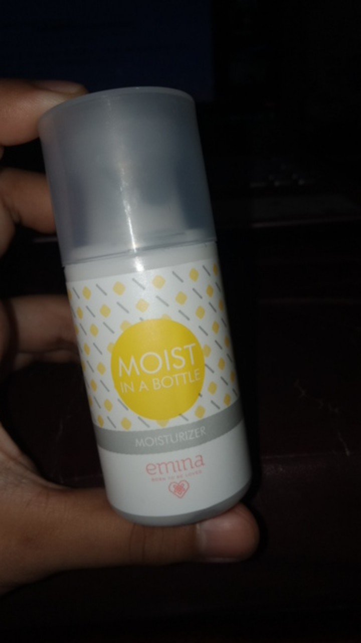 Emina Moist In Bottle Pelembab Wajah