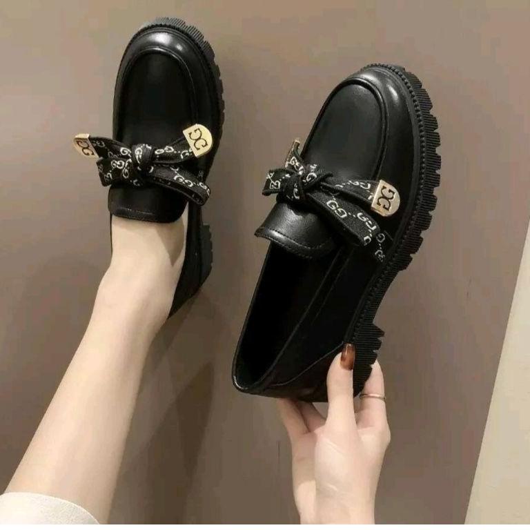 E0Y0 Sepatu Docmart Wanita Terbaru / Sepatu Loafer Wanita / Docmart Bow / Sepatu Flat Wanita Korea /