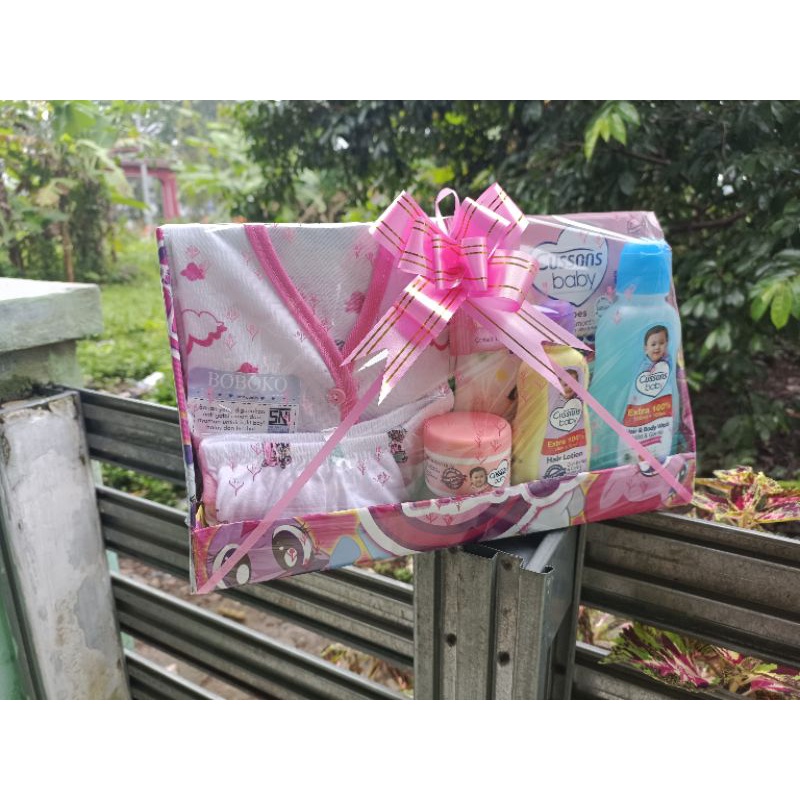 kado bayi baru lahir kado bayi laki laki perempuan parcel baby girl parcel baby boy  parcel baby murah lengkap new born girl hempers baby girl hempers baby boy hempers baby girls