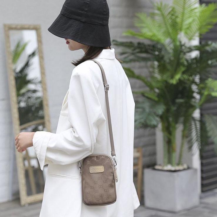 Terbagus.. TAS HP NATASHA ( ASLI IMPORT ) BAHAN PARASUT