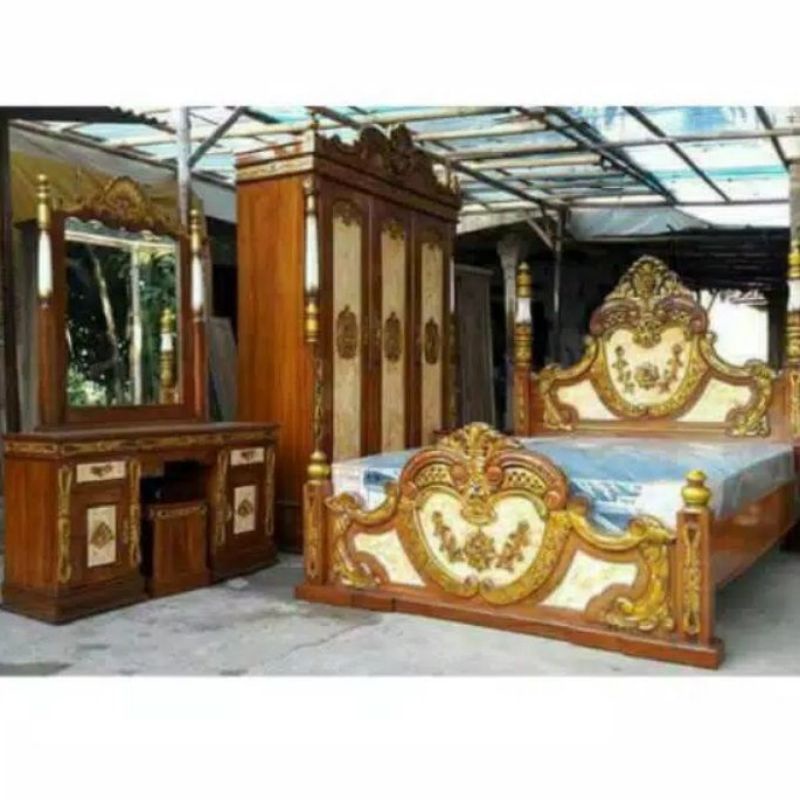 Set kamar tidur cinta kayu jati / set kamar tidur kayu jati terlaris Furniture Jepara