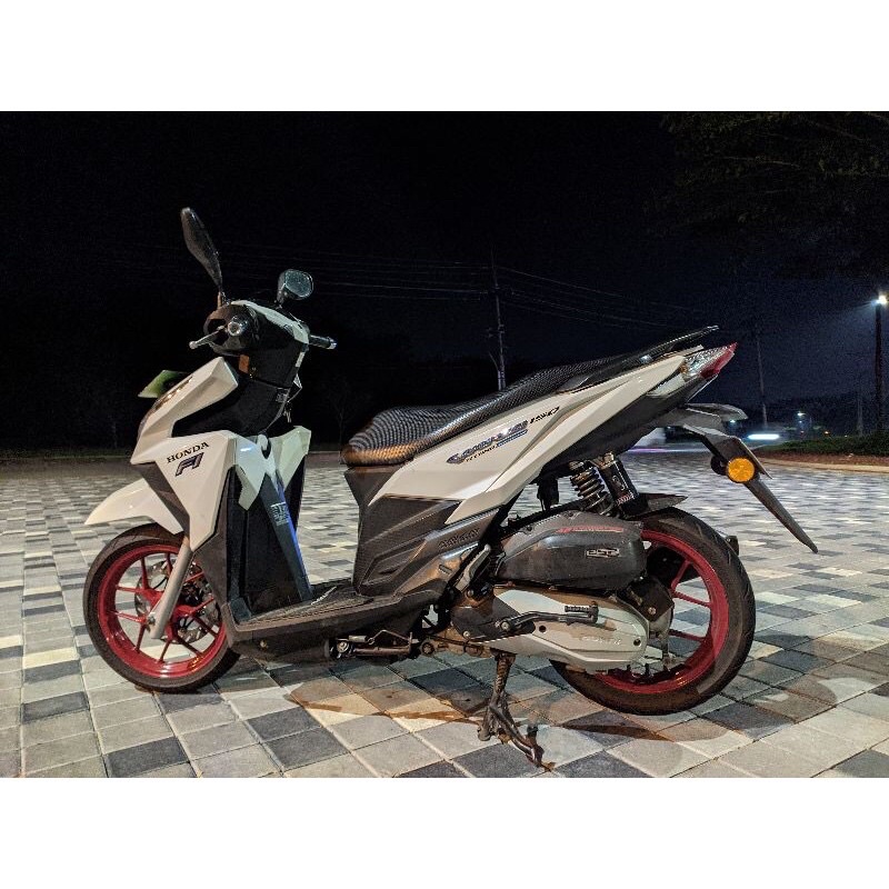 mata kucing belakang bulat vario vietnam plus breket / mata kucing bulat / mata kucing motor