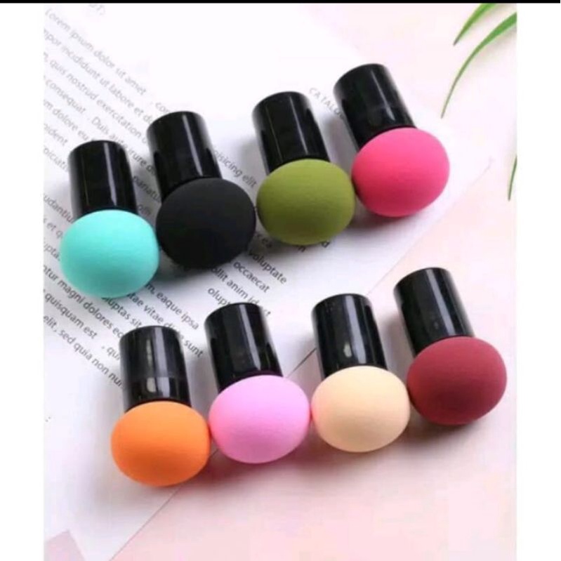 Spon Make Up  bentuk Jamur / Sponge Beauty  Blender / Spon  Wajah