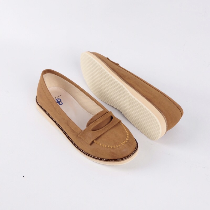 [SIAP KIRIM] BRShoes22 Tan Sepatu Kerja Casual Slip On Wanita