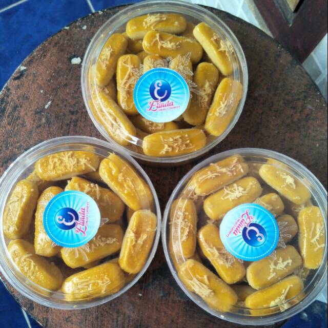 

Letter Kastengel kue kering kuker hari raya jajan asinan keju
