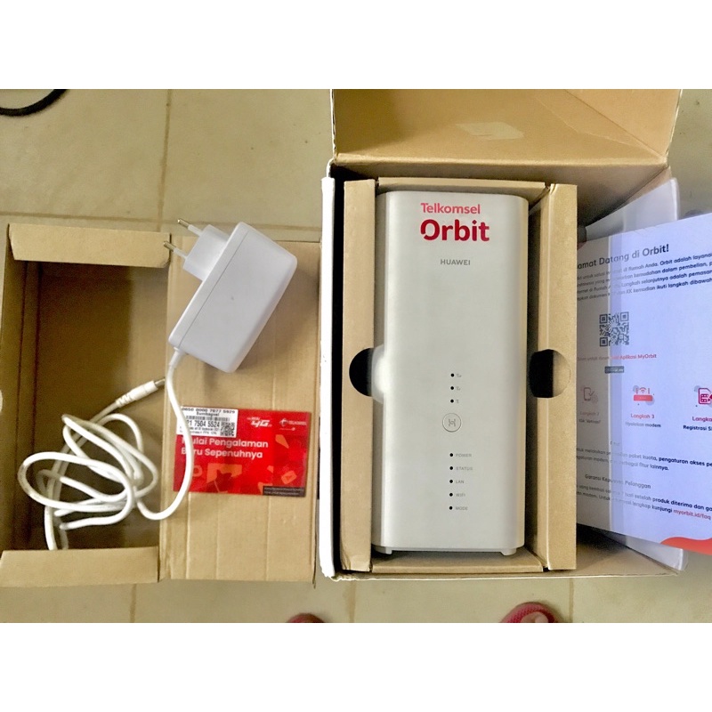 Modem Orbit Max B818-263 Like New