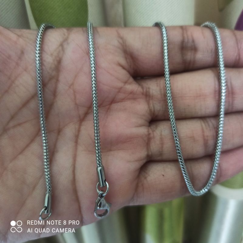 KALUNG TITANIUM MILANO KACA BULAT YYB WARNA SILVER