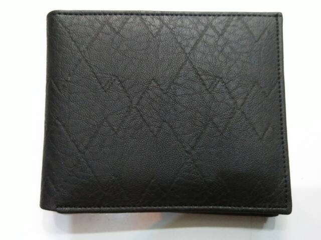 Dompet lipat pendek