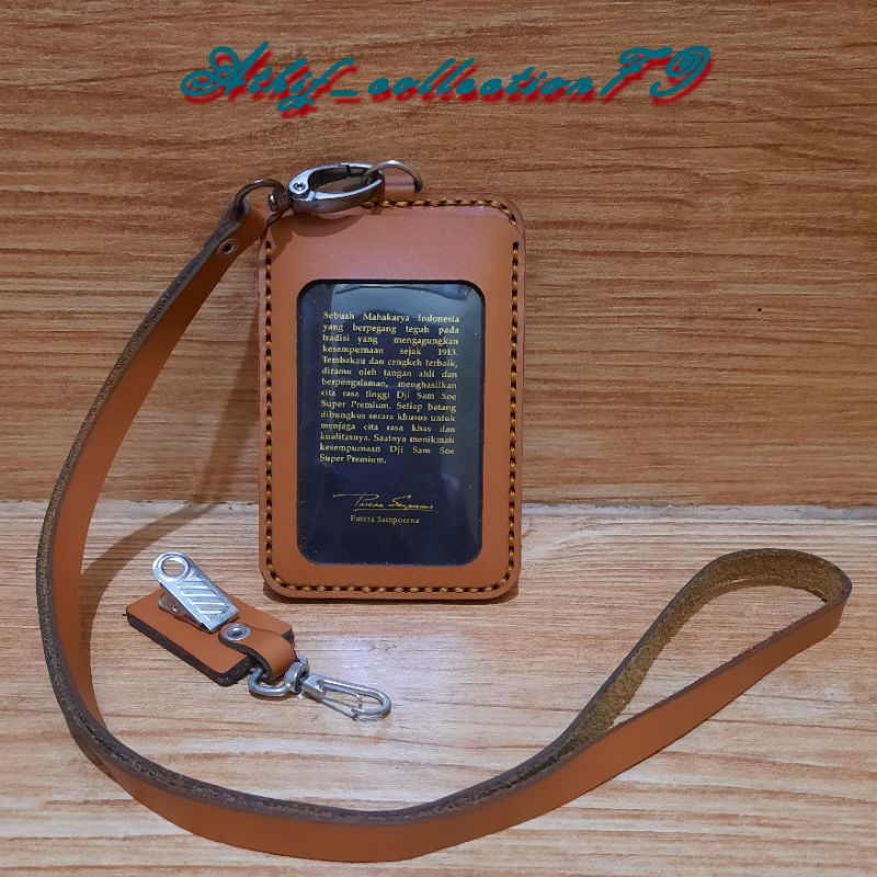 

Tempat Id Card Kulit Asli Polos Gantungan ID Card Kulit Asli Polos