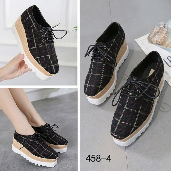 SEPATU BOOTS FLAT WANITA ALA KOREA ALA SELEBRITI / IMPORT BATAM Q2E1 Carla SBO341 - 38