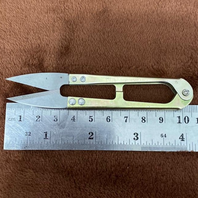 

gunting benang / pemotong benang / thread cuter /gunting obras