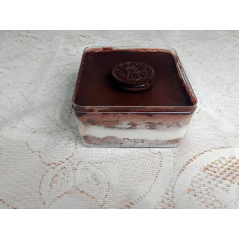 

Dessert Box Cokelat & Red Velvet