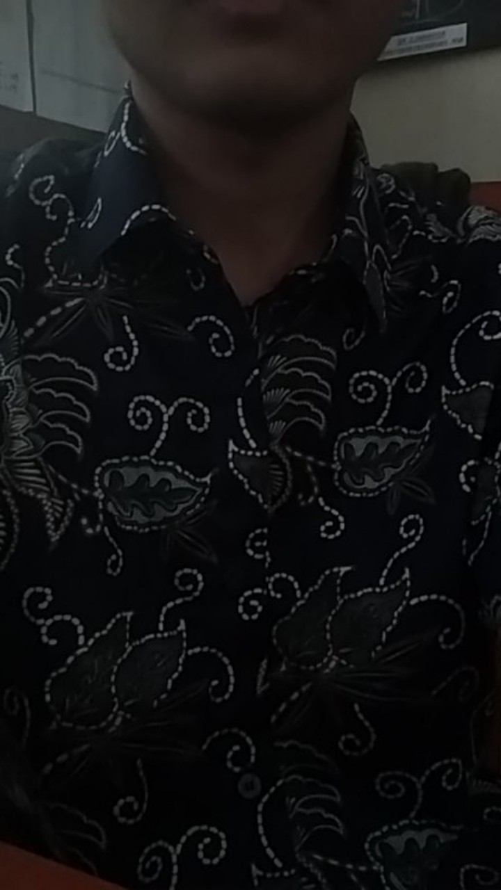 Kemeja Batik Pria Lengan Pendek Bs03 Katun Motif Modern Dixmont Semi Slimfit Premium