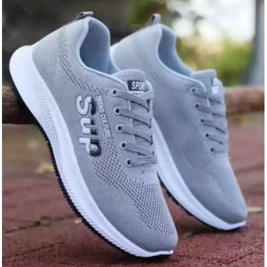 Sepatu sneakers sports pria wanita/sepatu sneaker SUP harga murah