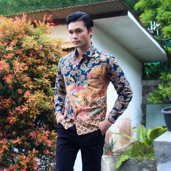 Baju Batik Pria Lengan Panjang New Model 2021