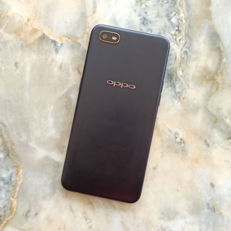 Oppo A1k ram 2 internal 32 gb seken