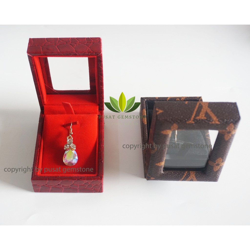 Kotak liontin box kalung box liontin / kotak giwang