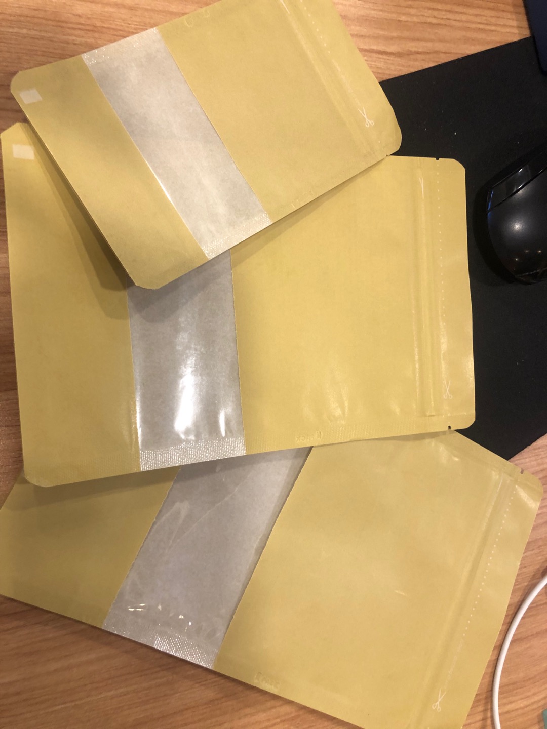 Kemasan Kripik Kemasan Kopi Standing Pouc Ecopack Ecopack Window 18x29 (50pcs)