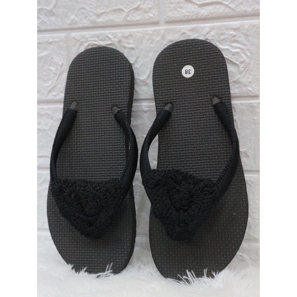 sandal rajut bali