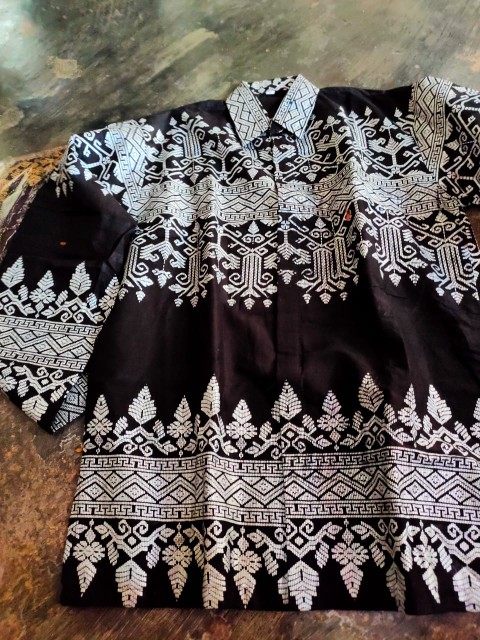 Kemeja Batik Semi Sutra Silky Premium Puring Istimewa