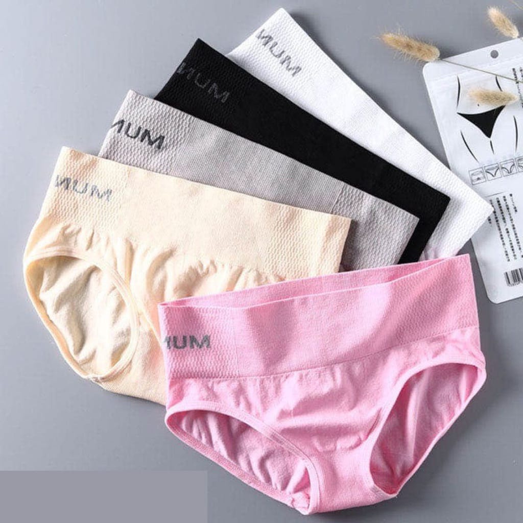 CD SEGITIGA WANITA MUNAFIE CELANA DALAM MUNAFIE-003