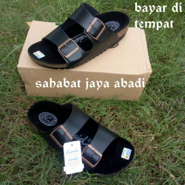 Sandal santai ban 2 canviel hitam gesper