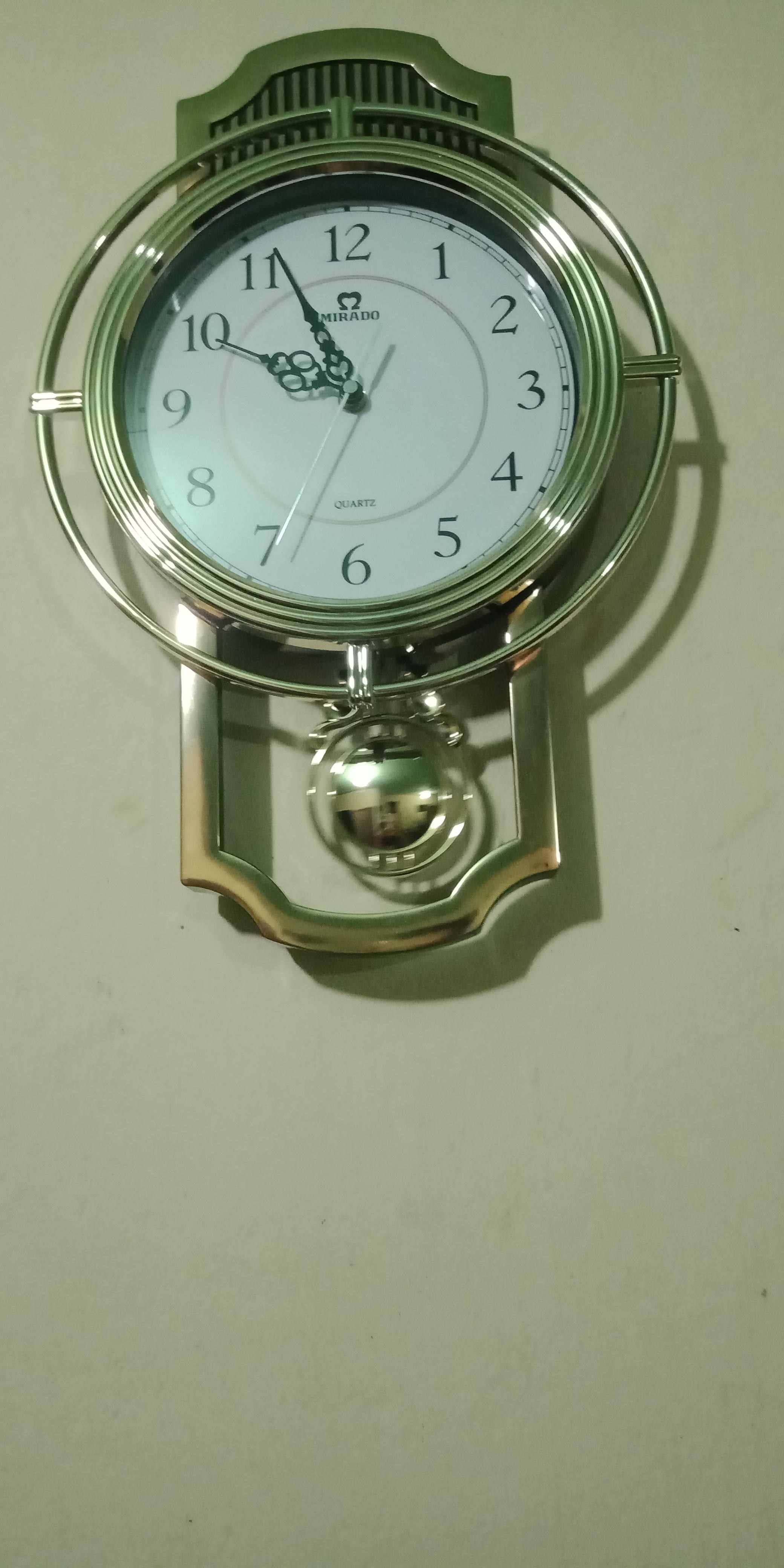 Jam Dinding Mirado Musik Bandul Goyang 937 Diameter 33cm