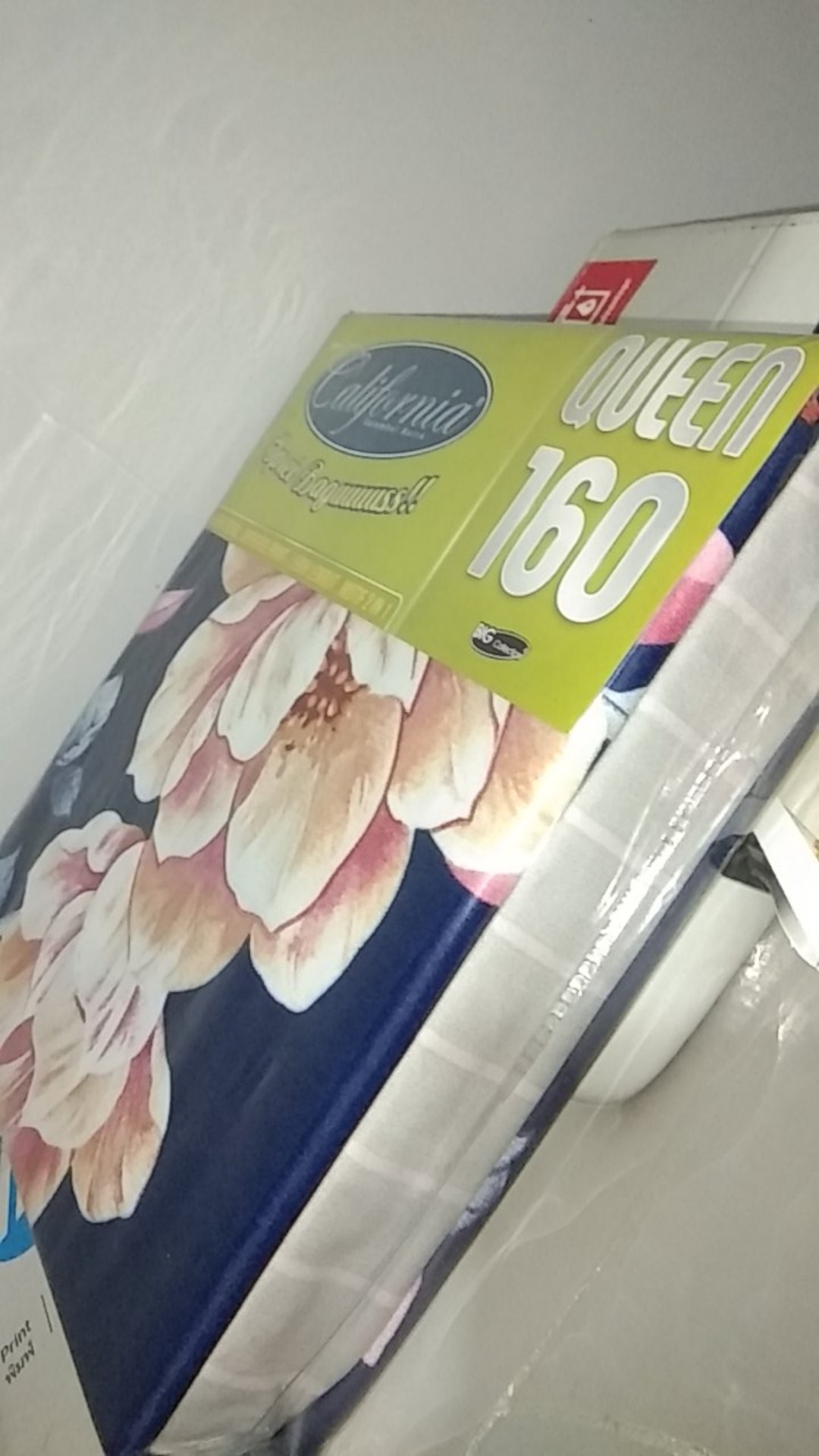 California Sprei 180x200 Mickey Mouse Shaba Vardia Lore Frozen Meow Ola Tropical Leaf - 180 160 Sp