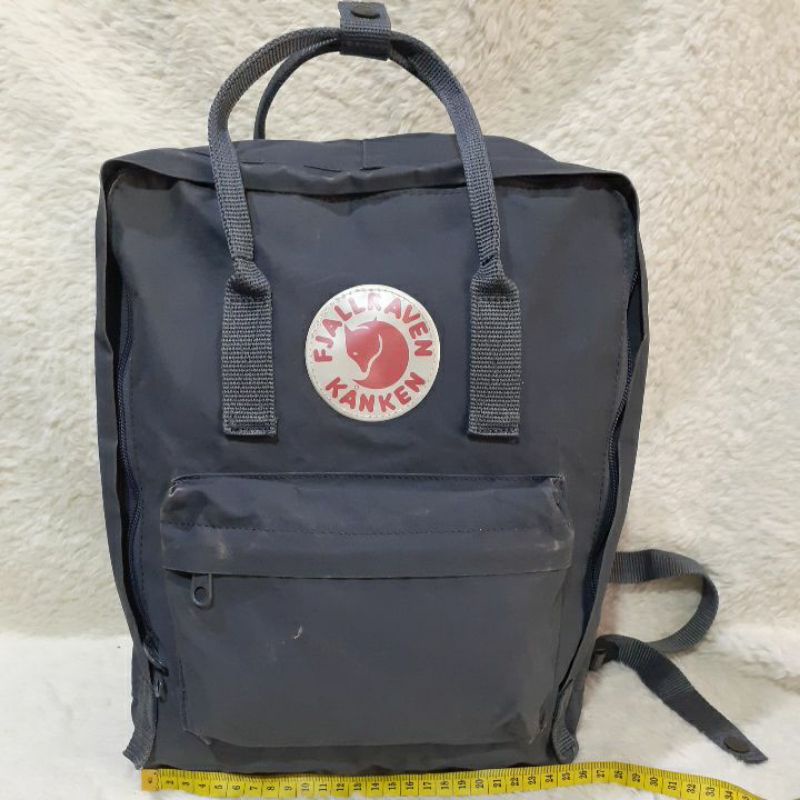 Tas Ransel Second / Preloved / FJALLRAVEN KANKEN Abu 03 / Bekas.