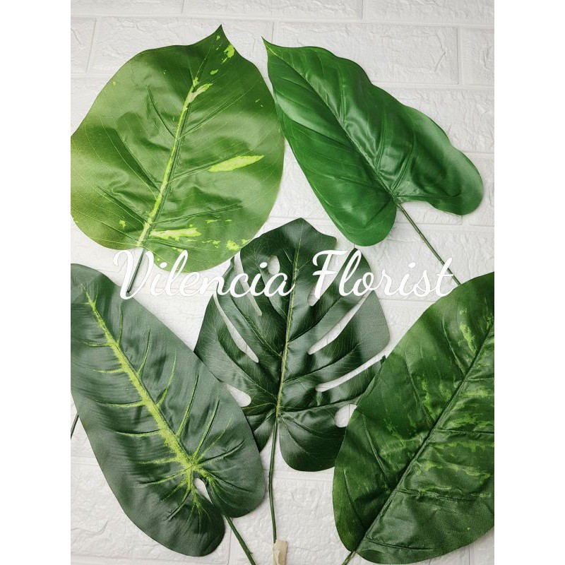 Daun monstera palsu/daun artificial/daun single satuan/daun hiasan