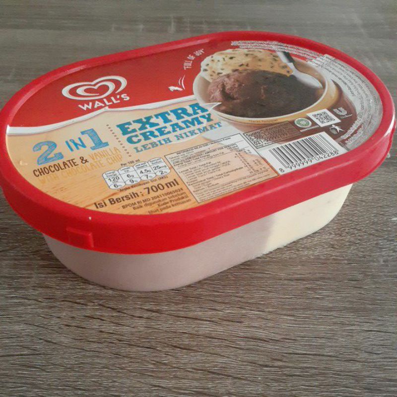 

Es cream Wall's 2 in1