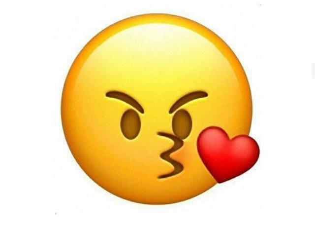 Sarung Tangan Plastik Steril Sekali Pakai Hand Gloves Go Green Tebal Isi 100pcs