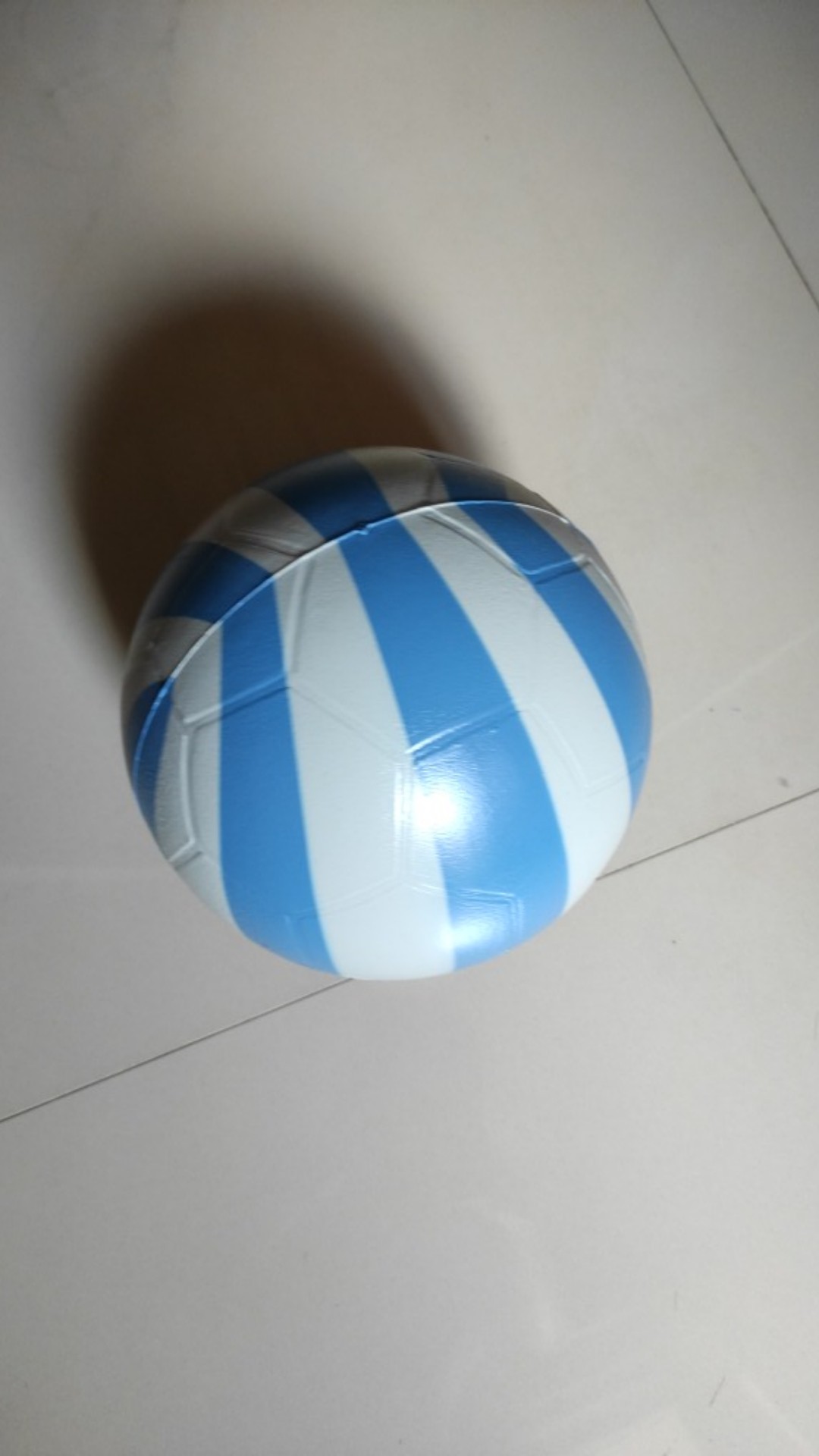 Bola plastik/bola sepak plastik | Shopee Indonesia