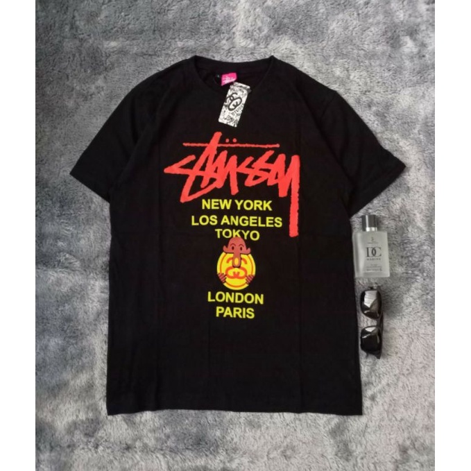 KAOS STUSSY LENGAN PENDEK