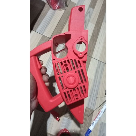 Box pasah serut kayu modern merah