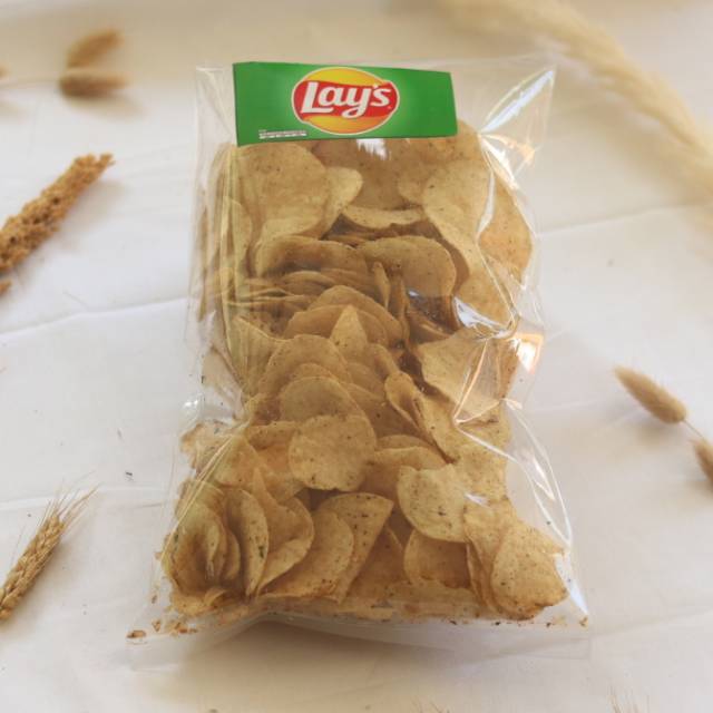 

snack branded - lays kiloan