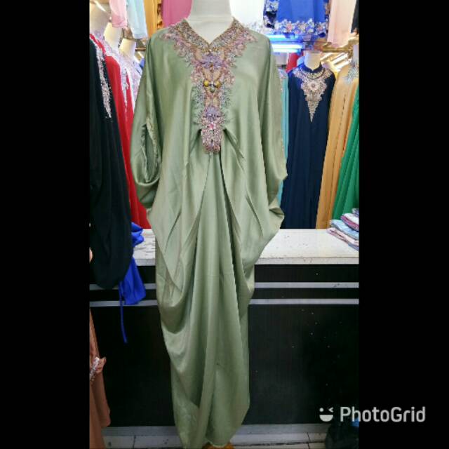 Kaftan satin shinta bordir payet