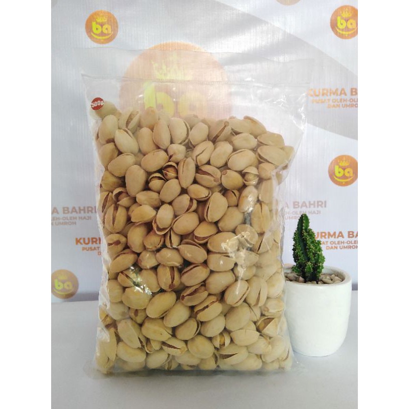 

Pistachio Roasted Salted 500 gram 100 gram
