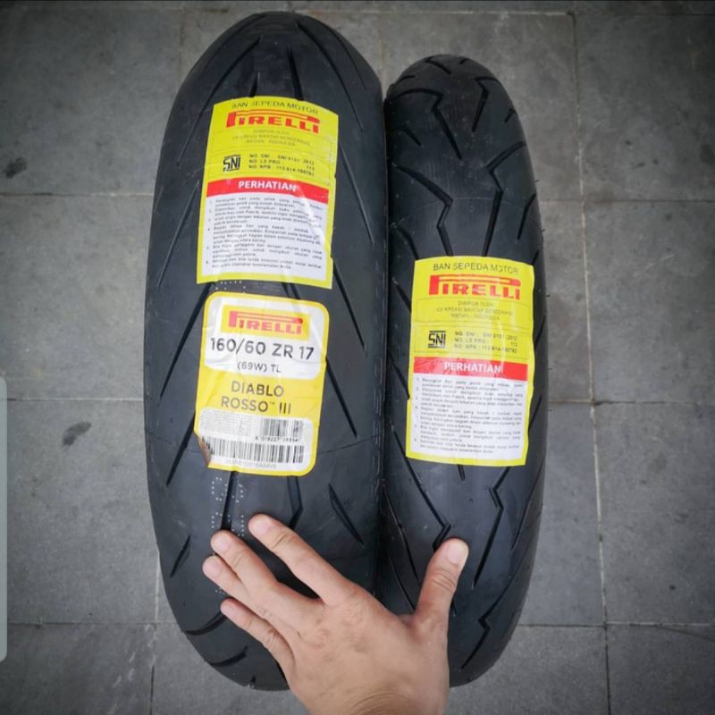 Ban Pirelli Diablo Rosso 3 1 60 17 Dan 160 60 17 Shopee Indonesia