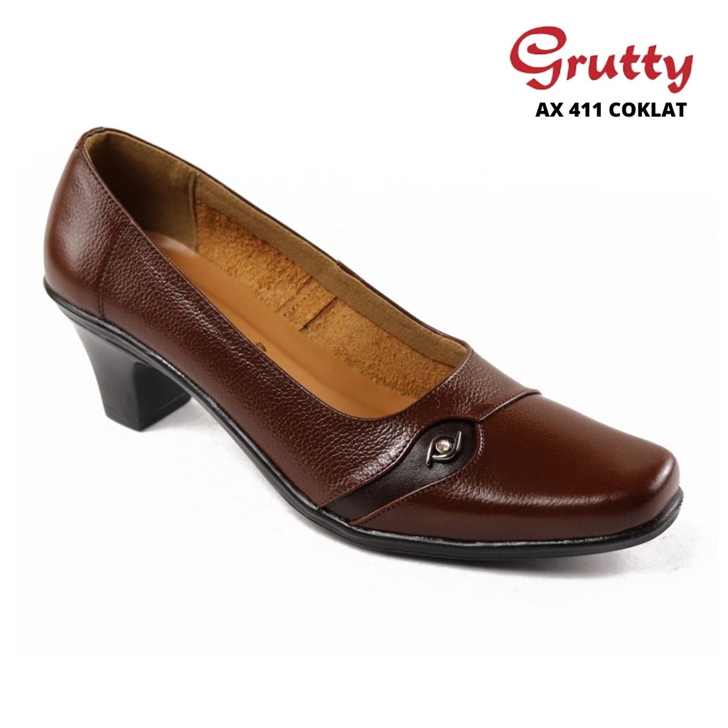 Sepatu Pantofel Wanita Formal Kerja Kantoran Bahan Kulit Asli Warna Coklat Hak 5cm Grutty AX411